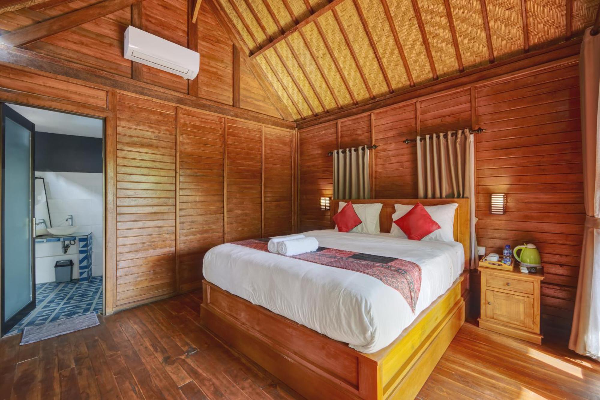 Ss Pangket Bungalow Toyapakeh Δωμάτιο φωτογραφία